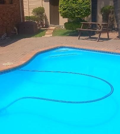 Lime Court Two Apartment Претория Екстериор снимка